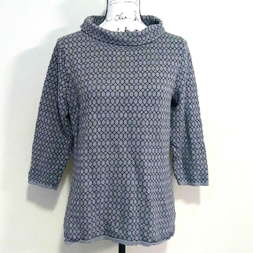 Talbots Gray Modern Honeycomb Pattern Sweater